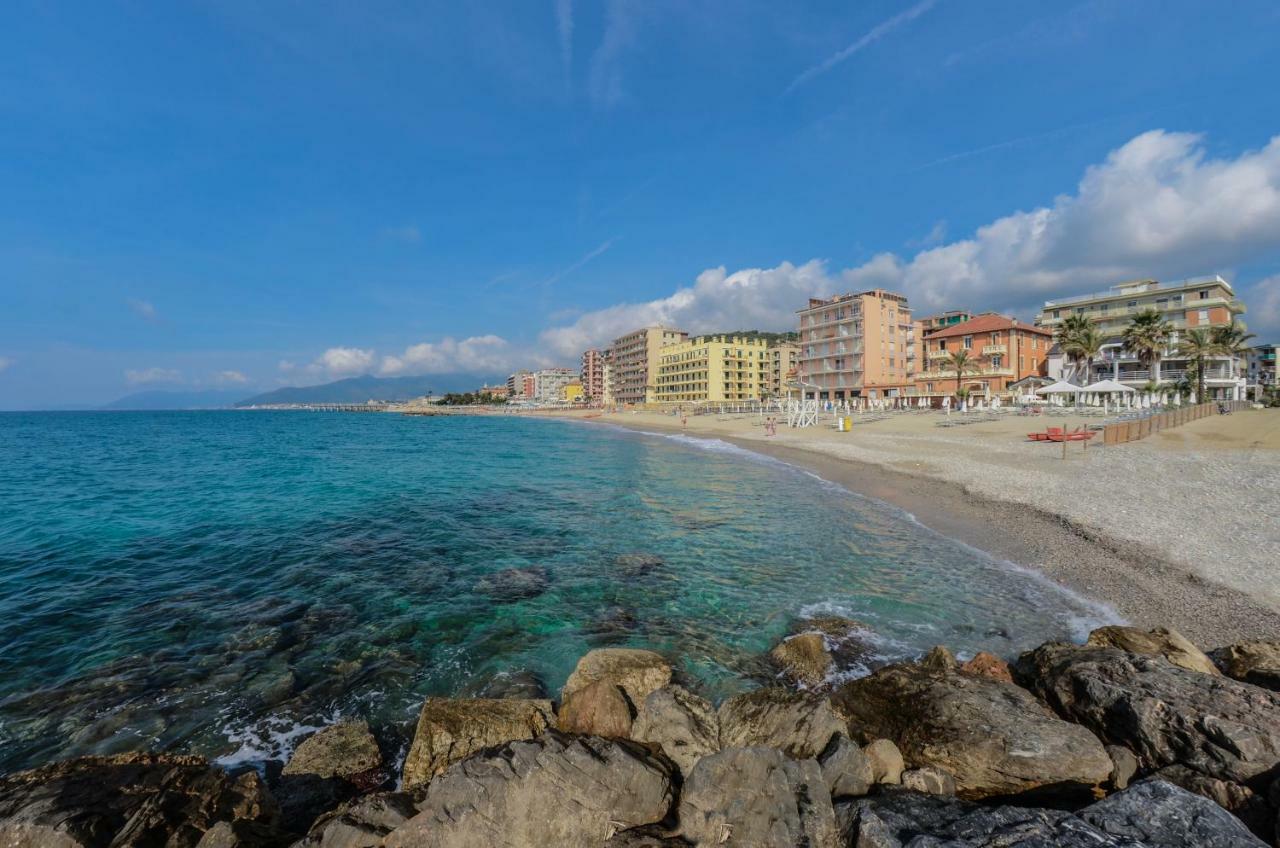 Blu Sea Apartments Pietra Ligure Ngoại thất bức ảnh